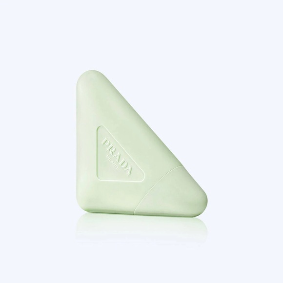 PRADA - Picture 1 of 2